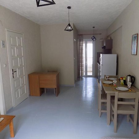 Afrodite Spacious Apartments! Αγία Ευφημία Εξωτερικό φωτογραφία
