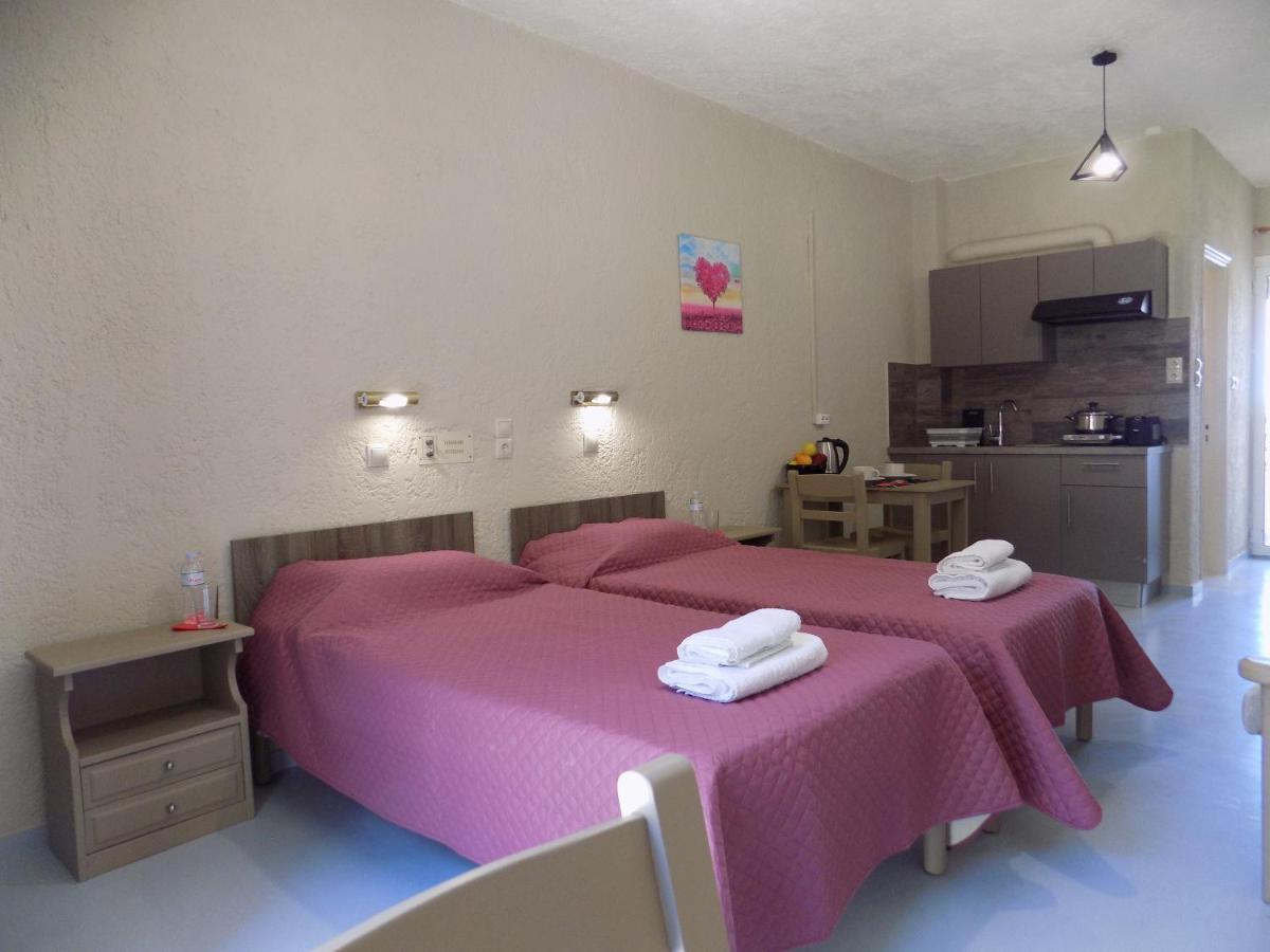 Afrodite Spacious Apartments! Αγία Ευφημία Εξωτερικό φωτογραφία
