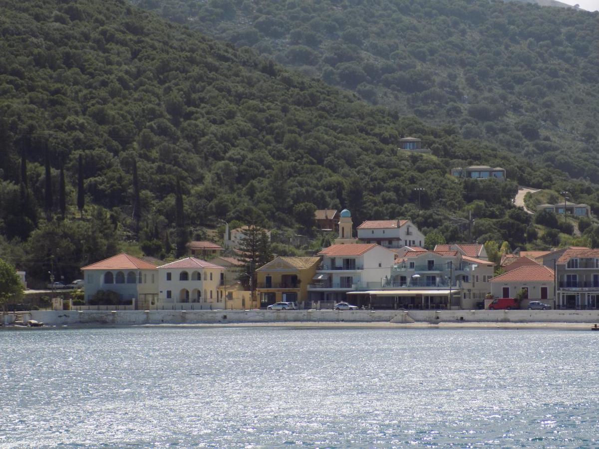Afrodite Spacious Apartments! Αγία Ευφημία Εξωτερικό φωτογραφία