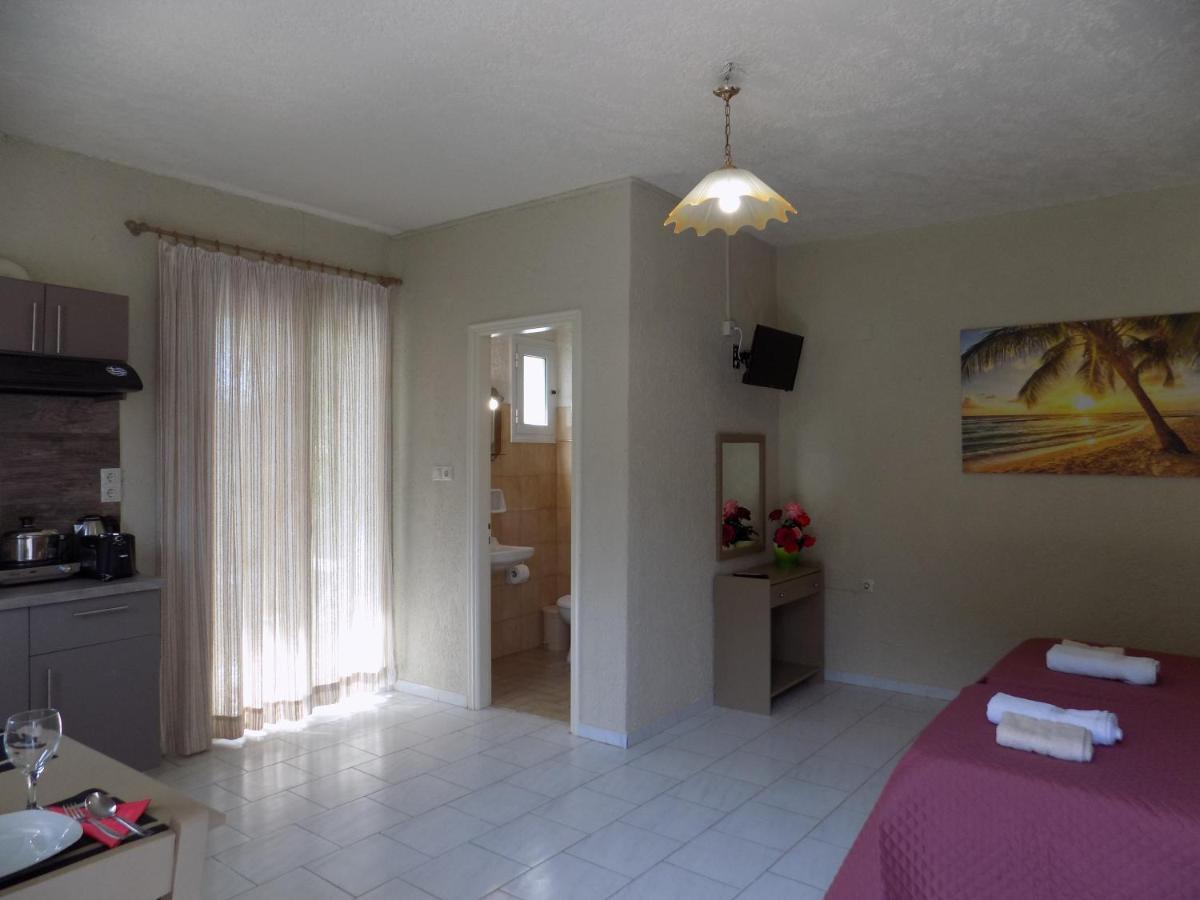 Afrodite Spacious Apartments! Αγία Ευφημία Εξωτερικό φωτογραφία