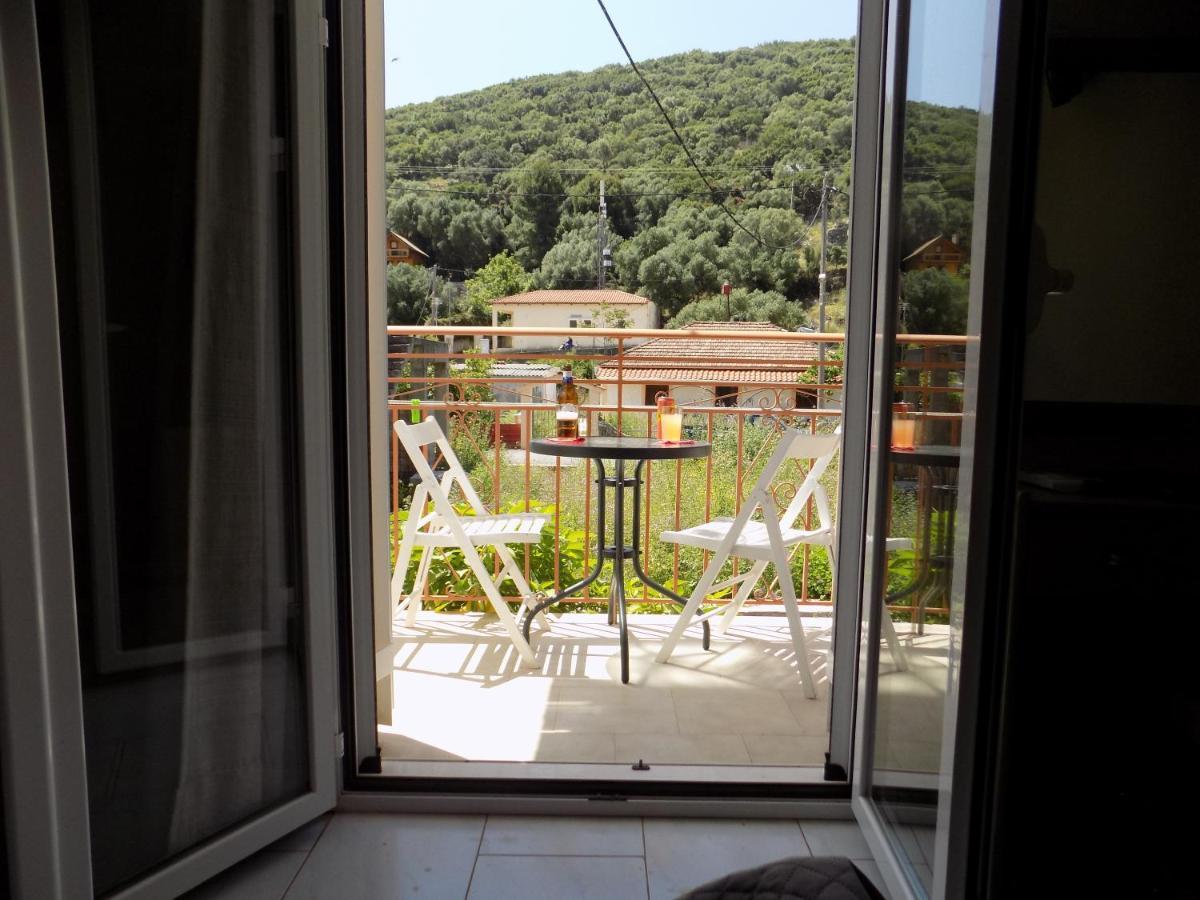 Afrodite Spacious Apartments! Αγία Ευφημία Εξωτερικό φωτογραφία