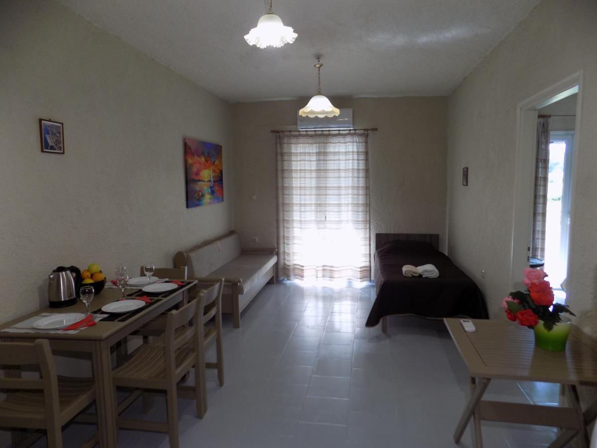 Afrodite Spacious Apartments! Αγία Ευφημία Εξωτερικό φωτογραφία